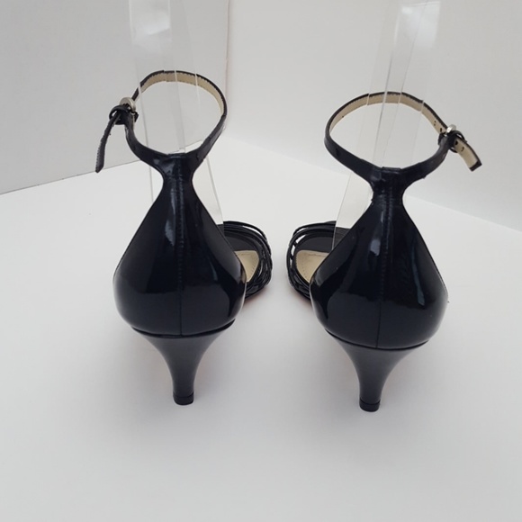 🔴SOLD🔴Ann Taylor patent leather wedge low heel sandal 8M - Picture 4 of 8